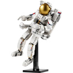 LEGO CREATOR SPACE ASTRONAUT 647PCS/KIT