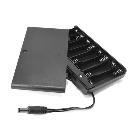 BATTERY HOLDER AAX8 WITH SWITCH BLACK COVER AND 2.1MM DC PLUG