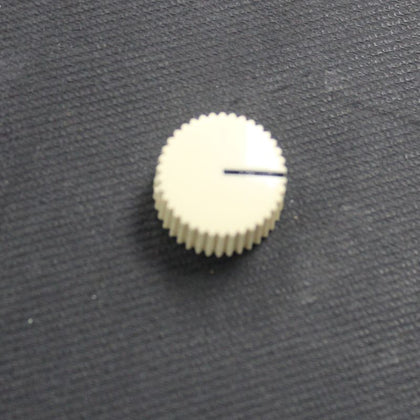 KNOB 1/4IN PLAST 24MM SCREW WHITE