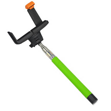SELFIE STICK WITH BLUETOOTH EXTENDABLE TO 40IN