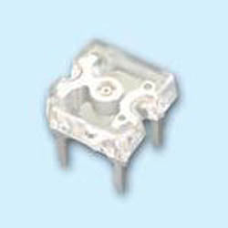 LED 4PIN SQUARE WATERCLEAR RED PC FLAT TOP 2.6V 70MA 7.6X7.6MM