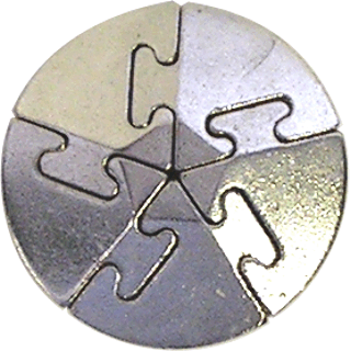 SPIRAL PUZZLE-HANAYAMA CAST. METAL LEVEL 5