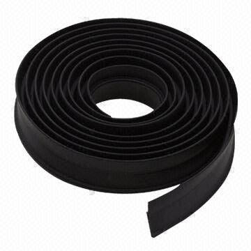 GARAGE DOOR WEATHERSTRIP BLACK FITS 1 CAR GARAGE DOOR UP TO 9FT